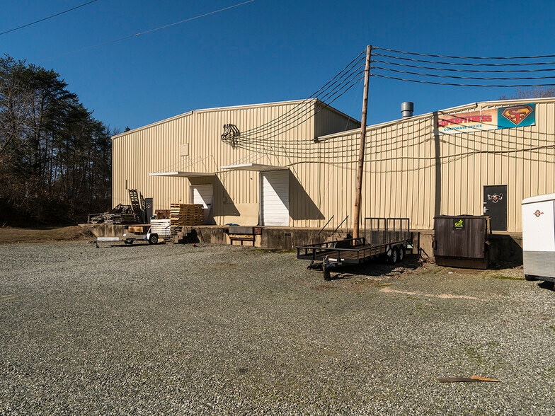 1941 Haw River Hopedale Rd, Burlington, NC 27217 Warehouse For Sale
