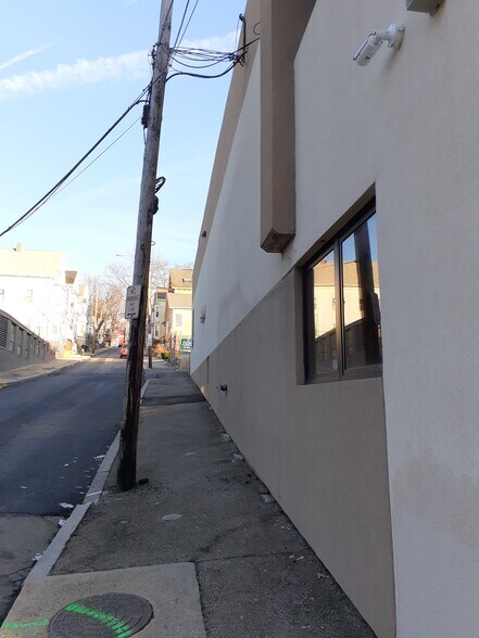 More Photos Of 845 N Main St, Providence Medical For Sale