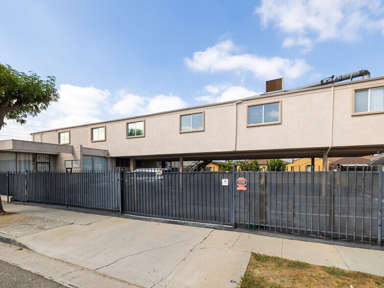 More Photos Of 4701 W Imperial Hwy, Inglewood Loft Creative Space For Sale