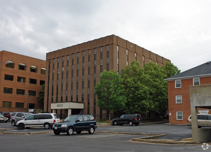 More Photos Of 4103 Chain Bridge Rd, Fairfax Office For Lease