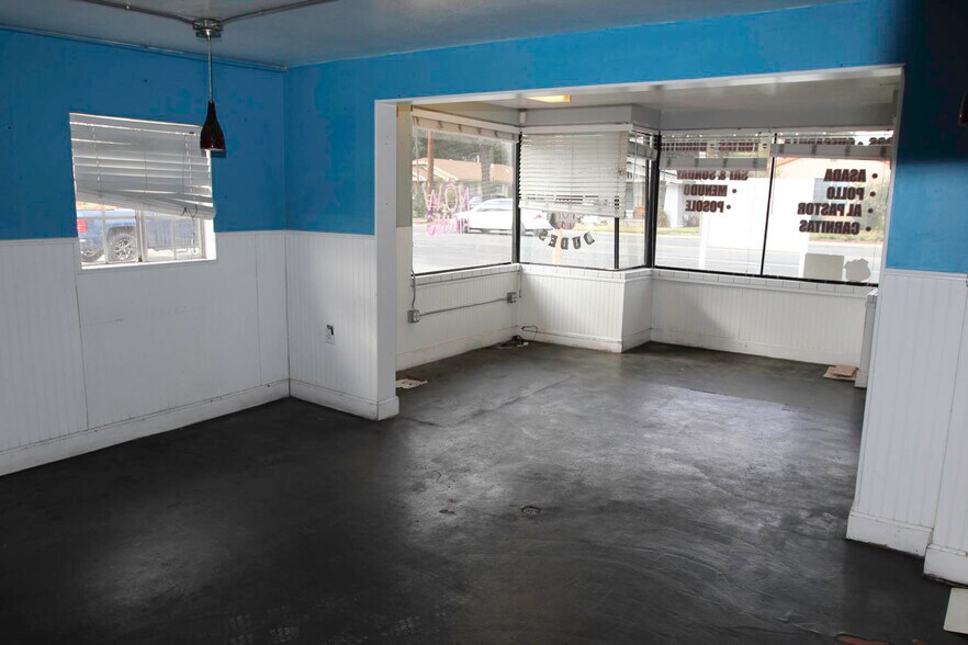 More Photos Of 5065 Riverside Dr, Chino Fast Food For Lease