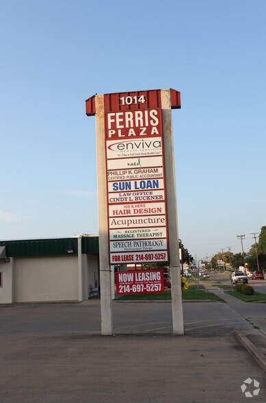 More Photos Of 1014 Ferris Ave, Waxahachie Freestanding For Lease