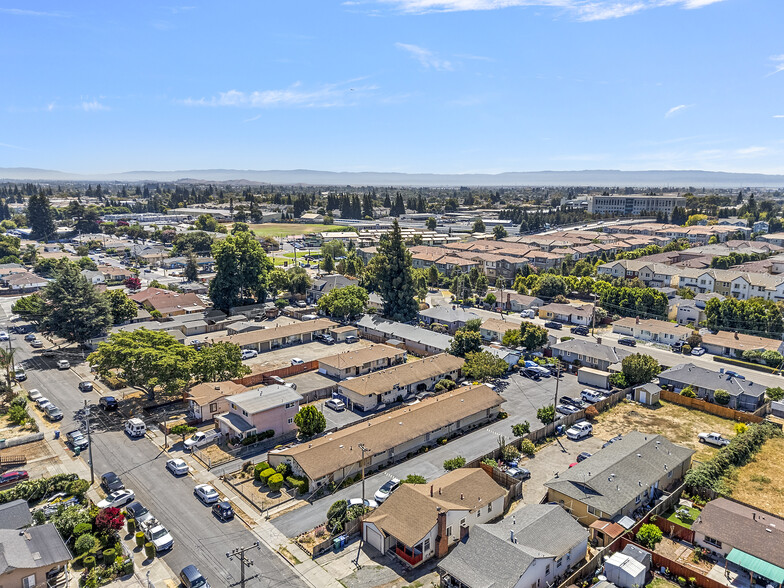 Primary Photo Of 24039 Park St, Hayward Apartments For Sale