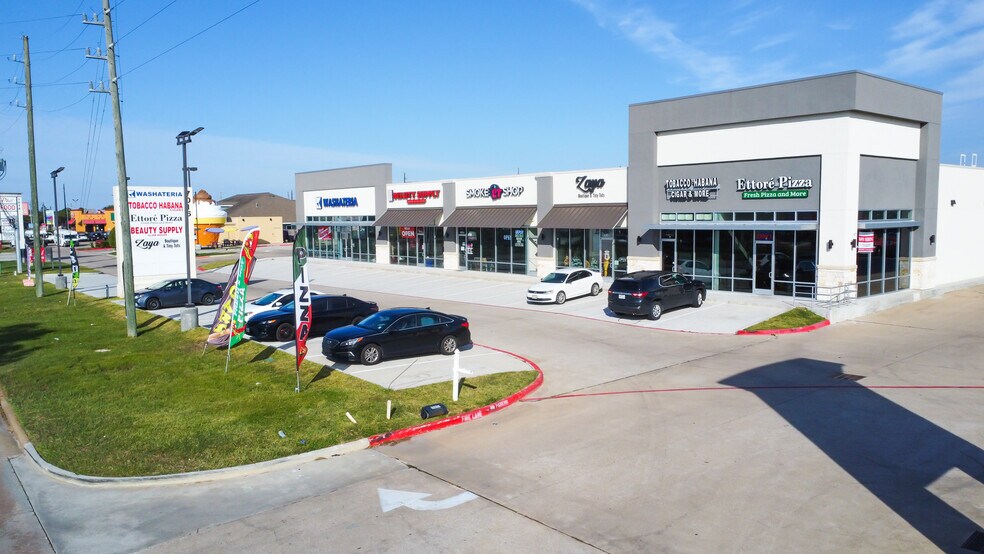 More Photos Of 7016 Fry Rd, Cypress Freestanding For Lease