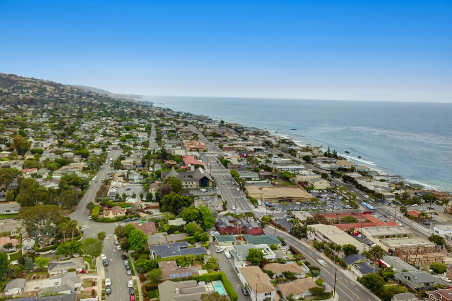 More Photos Of 621 Ramona Ave, Laguna Beach Apartments For Sale