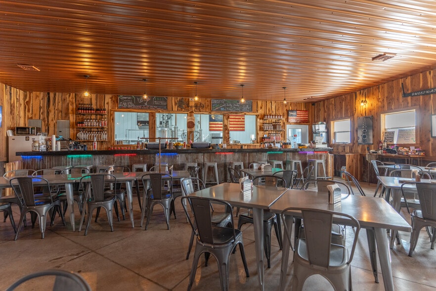 More Photos Of 43937 Highway 36, Monroe City General Retail For Sale