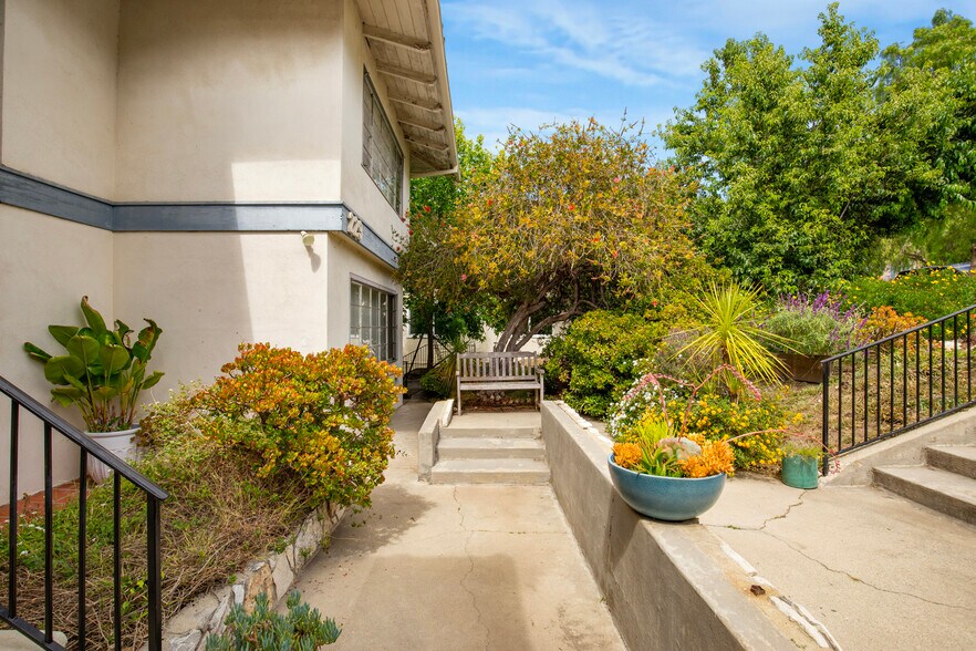 More Photos Of 229 Palos Verdes Dr W, Palos Verdes Estates Multifamily For Sale