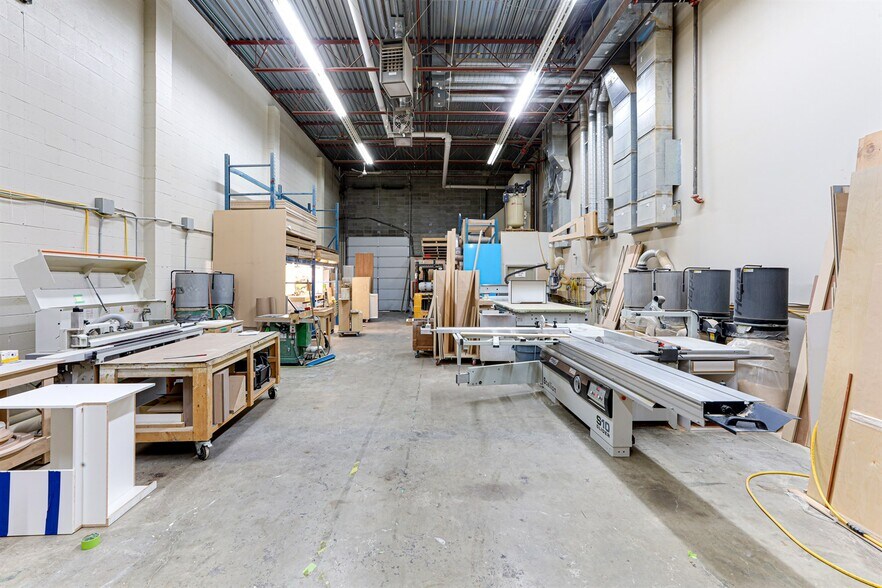 More Photos Of 2572 Davies Ave, Port Coquitlam Warehouse For Sale