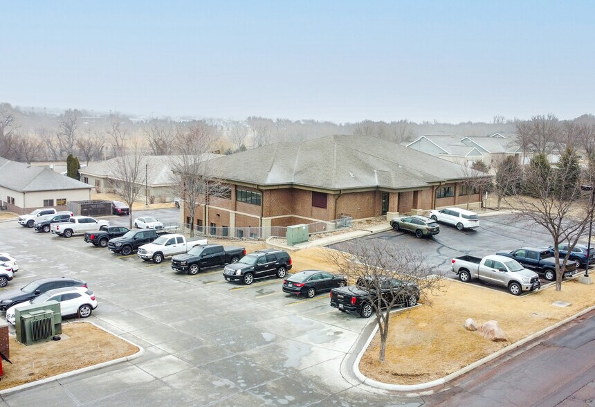 More Photos Of 4901 Isabel Pl, Sioux Falls Office For Lease