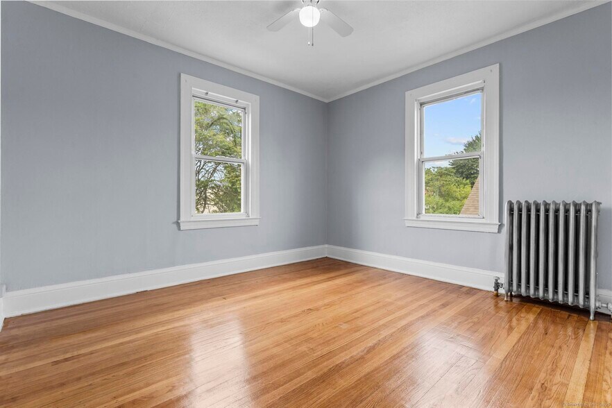 More Photos Of 36-38 School St, Hartford Apartments For Sale