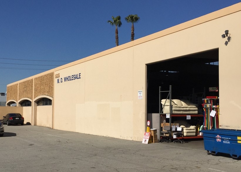 More Photos Of 11815 Burke St, Santa Fe Springs Warehouse For Lease