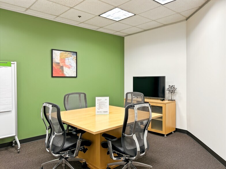 More Photos Of 1400 Broadfield Blvd, Houston Coworking Space