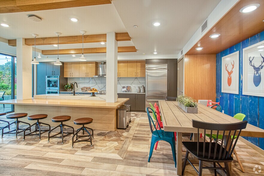 More Photos Of 2200 W Meeker St, Kent Apartments For Lease