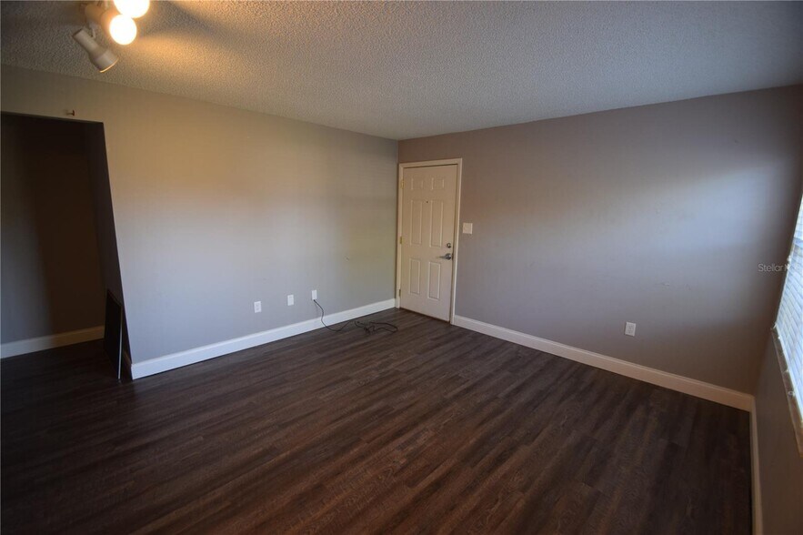 More Photos Of 1005 S New York Ave, Lakeland Apartments For Sale
