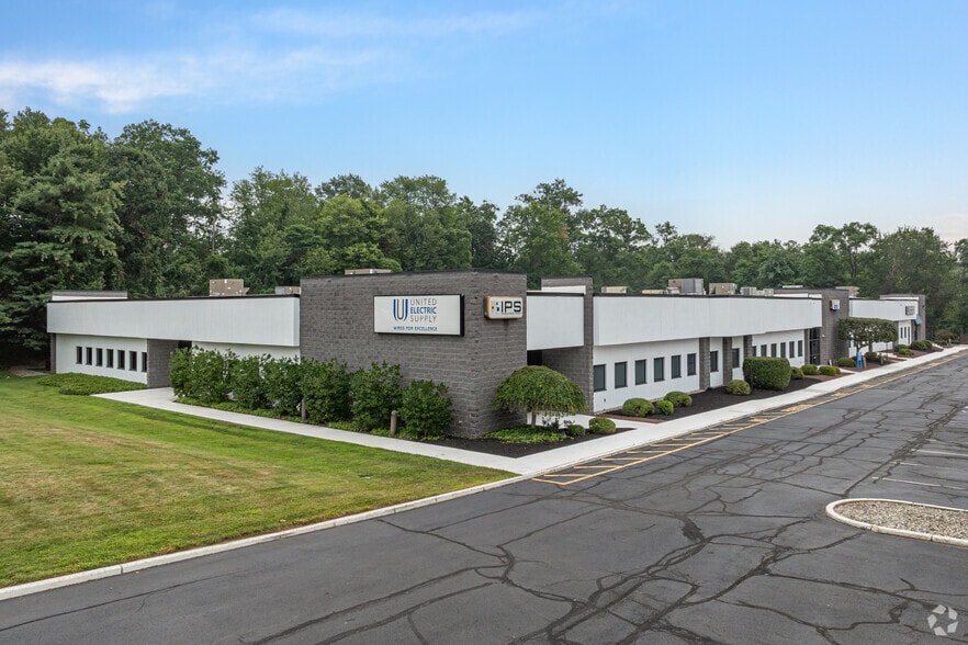 Primary Photo Of 4250 US Highway 1, Monmouth Junction Office For Lease