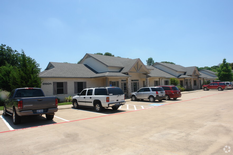 Primary Photo Of 2601 Sagebrush Dr, Flower Mound Office For Lease