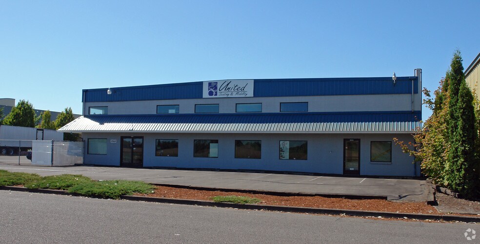 More Photos Of 4060 Stewart Rd, Eugene Distribution For Lease