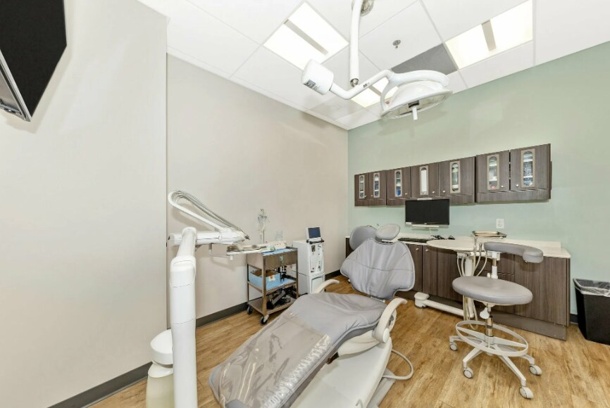 More Photos Of 6550 Mercantile Dr E, Frederick Medical For Sale