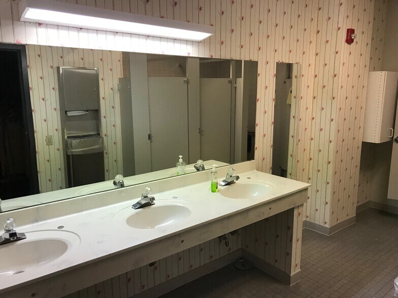 More Photos Of 900 Trail Ridge Rd, Aiken Coworking Space