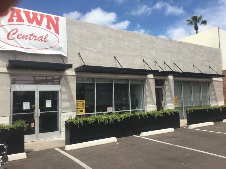 More Photos Of 4420 N Central Ave, Phoenix General Retail For Sale