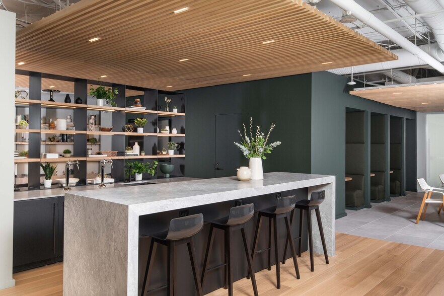 More Photos Of 650 Massachusetts Ave NW, Washington Office For Lease