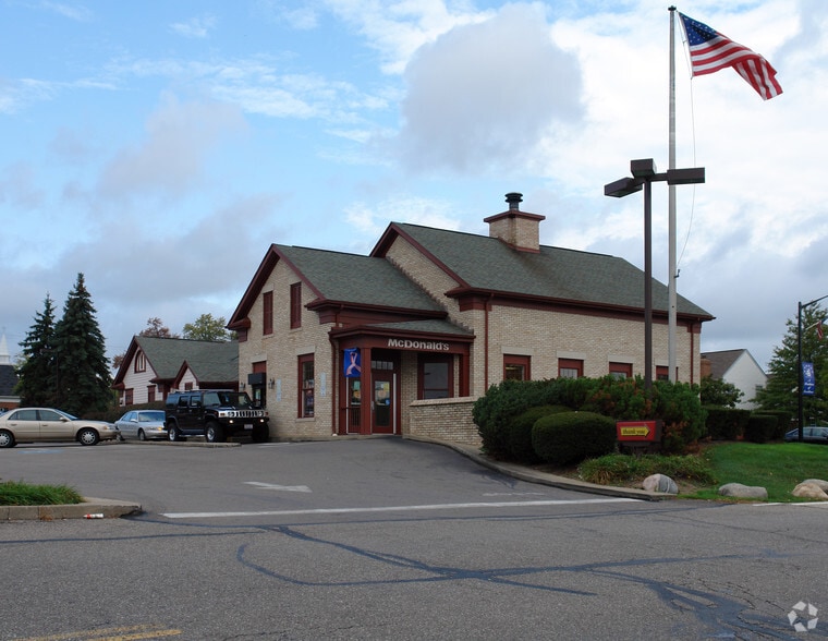 More Photos Of 180 W Streetsboro St, Hudson Unknown For Lease