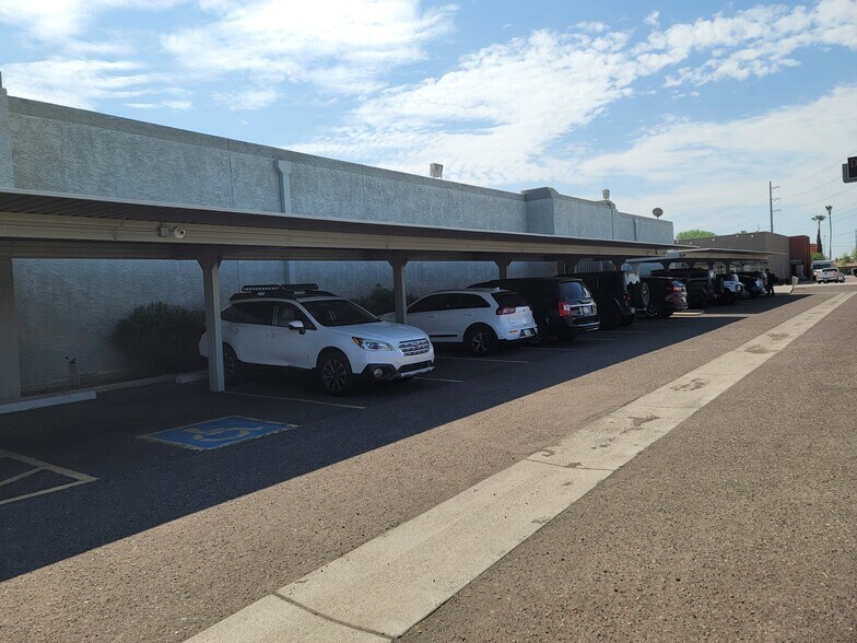 More Photos Of 17431 N Black Canyon Fwy, Phoenix Manufacturing For Sale