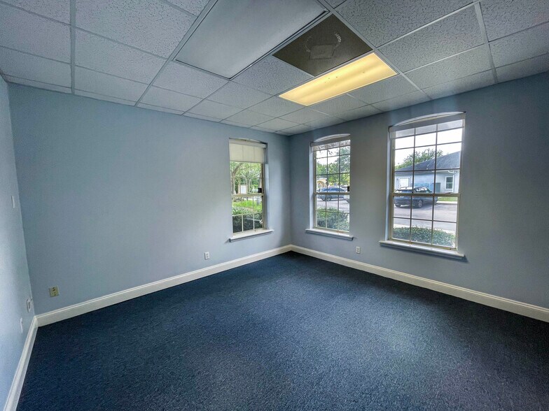More Photos Of 13119 Professional Dr, Jacksonville Medical For Lease