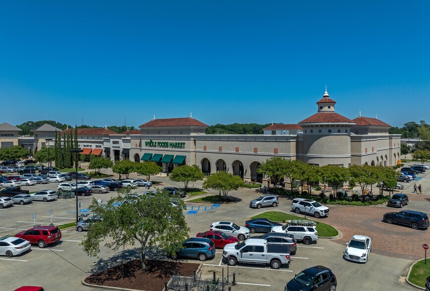 More Photos Of 7450 Jefferson Hwy, Baton Rouge General Retail For Lease