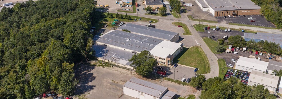 More Photos Of 8433 Erle Rd, Mechanicsville Warehouse For Sale