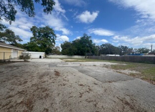 More Photos Of 1506 E Dr Martin Luther King Jr Blvd, Tampa Service For Sale