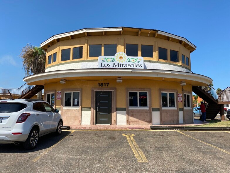 More Photos Of 1817 Padre Blvd, South Padre Island Freestanding For Lease