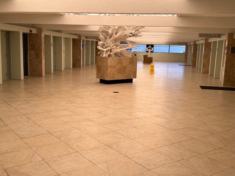 More Photos Of 4101 NW 3rd Ct, Plantation Medical For Lease