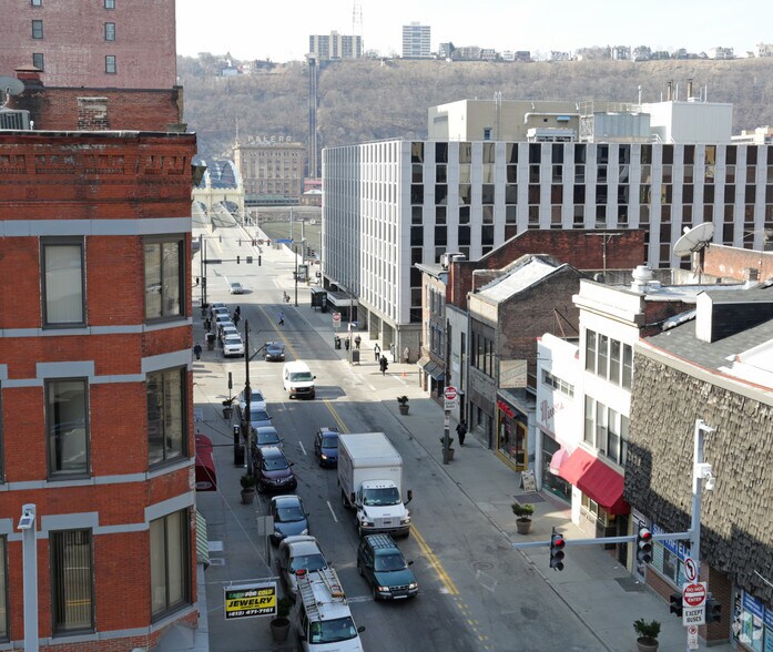 More Photos Of 109 Smithfield St, Pittsburgh Storefront Retail Office For Sale