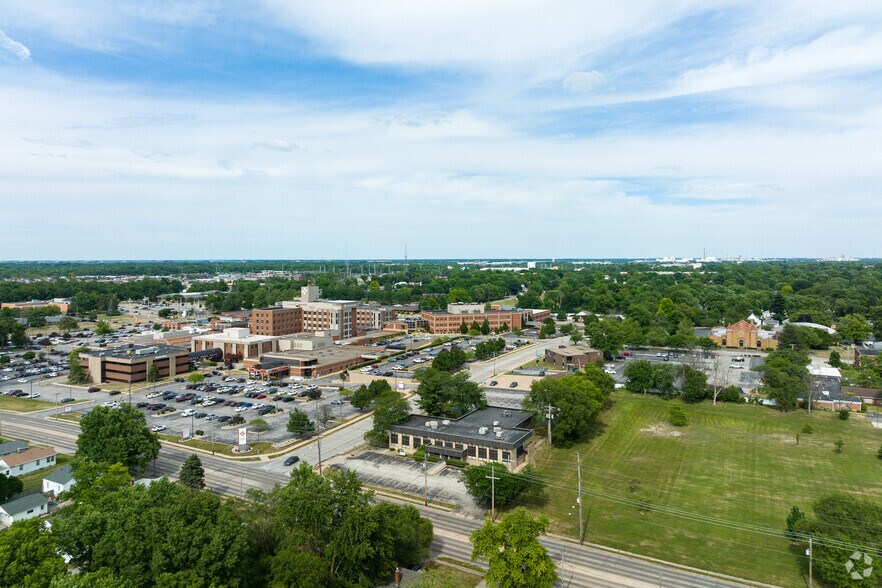 More Photos Of 2220 N Monroe St, Decatur Medical For Sale