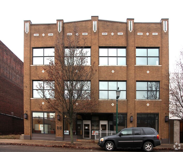 More Photos Of 114 W 5th St, East Liverpool Office For Sale