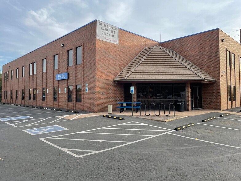 Primary Photo Of 1410 Vance St, Lakewood Office Residential For Lease