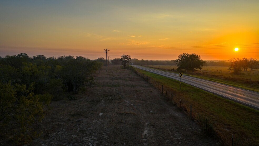 More Photos Of 879 County Road 421, Gonzales Land For Sale