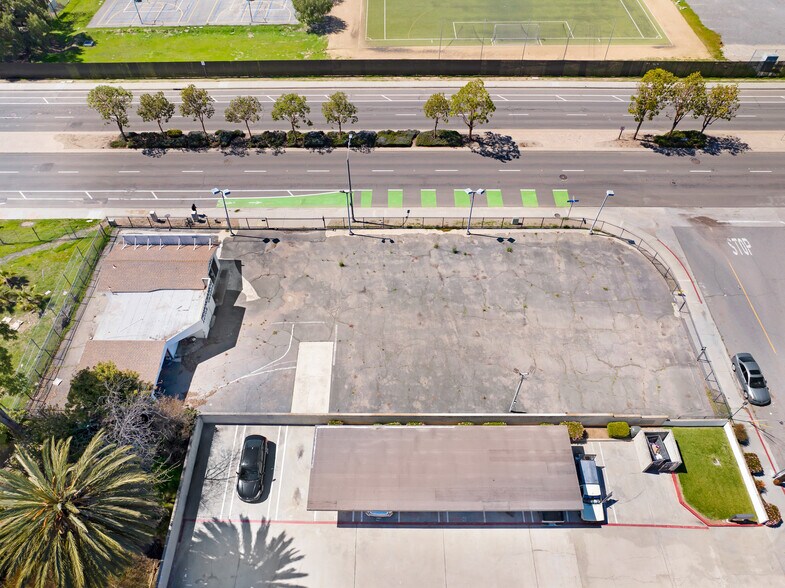 More Photos Of 721 N Santa Fe Ave, Vista Auto Dealership For Sale