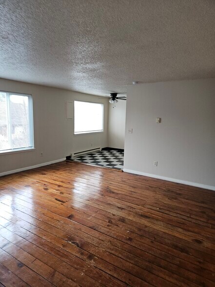 More Photos Of 2925 SE 50th Ave, Portland Apartments For Sale