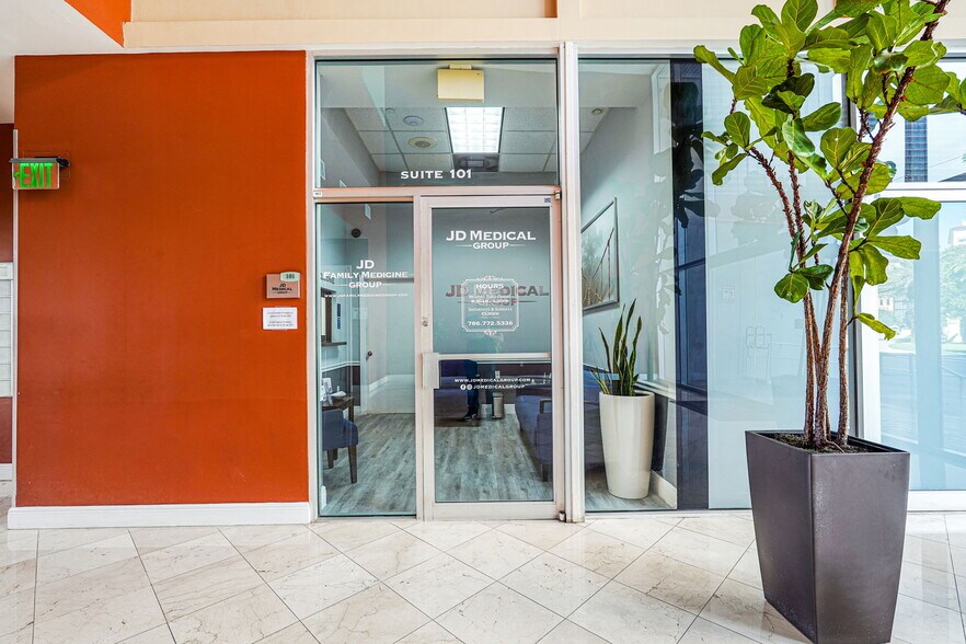 More Photos Of 2645 SW 37th Ave, Miami Medical For Sale