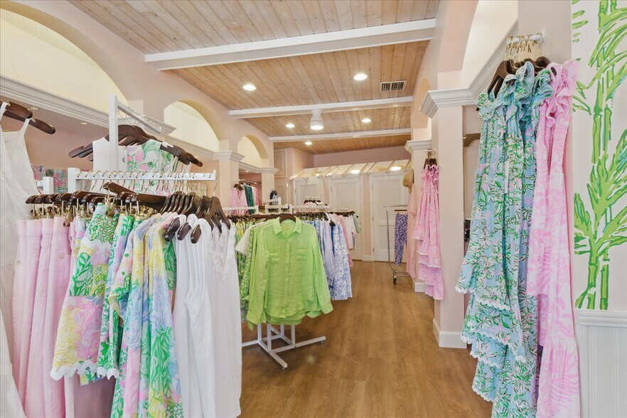 More Photos Of 444 4th St E, Boca Grande Freestanding For Sale