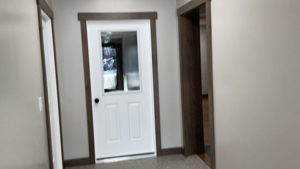 More Photos Of 6991 Township Road 654, Millersburg Office Residential For Lease