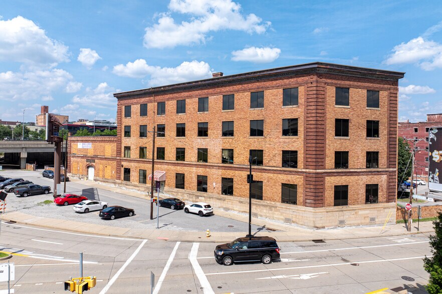 More Photos Of 1200 Reedsdale St, Pittsburgh Office For Sale
