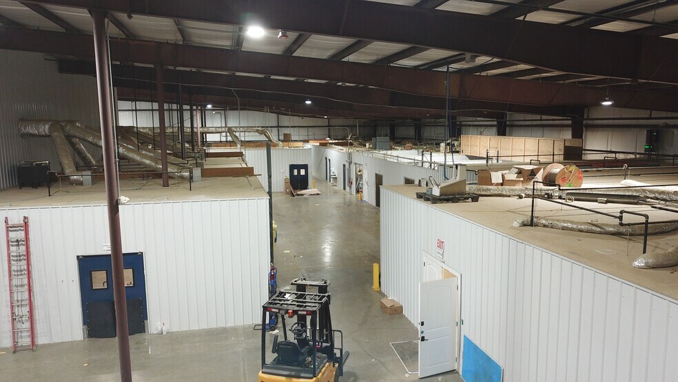 More Photos Of 655 10th St, Cedartown Warehouse For Sale