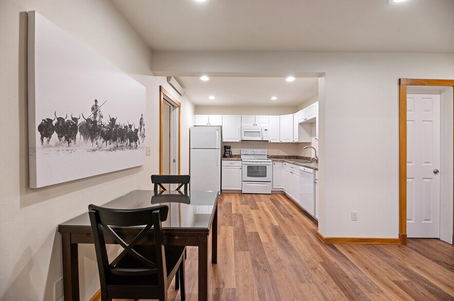 More Photos Of 10888 Rimrock Pl, Spearfish Hotel For Sale