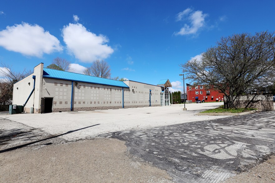 More Photos Of 116 Ainsworth St, Lodi Drugstore For Sale