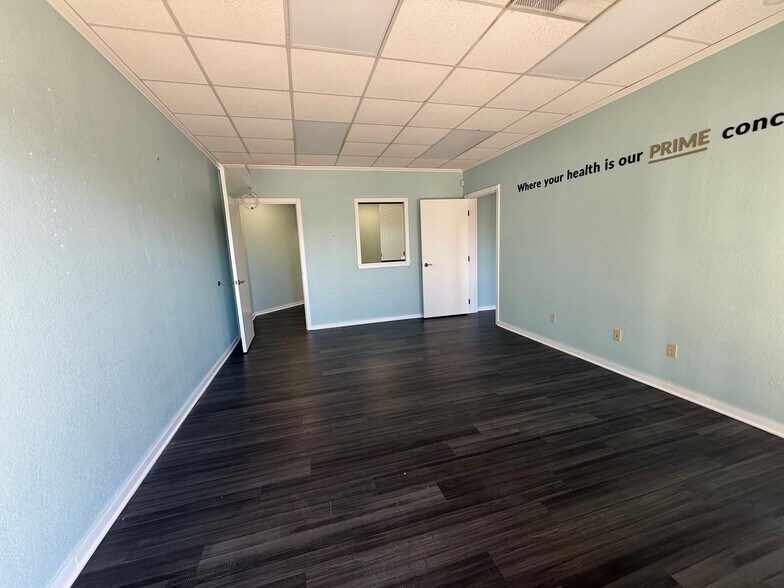 More Photos Of 3625 W Main St, Norman Office For Sale