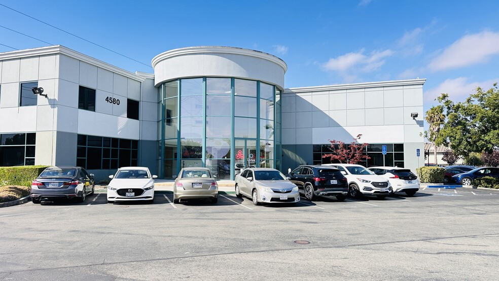 Primary Photo Of 4580 Auto Mall Pky, Fremont Research And Development For Lease