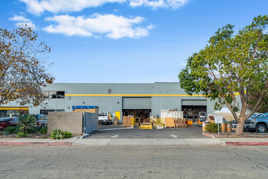 More Photos Of 2240 S Thornburg St, Santa Maria Manufacturing For Lease